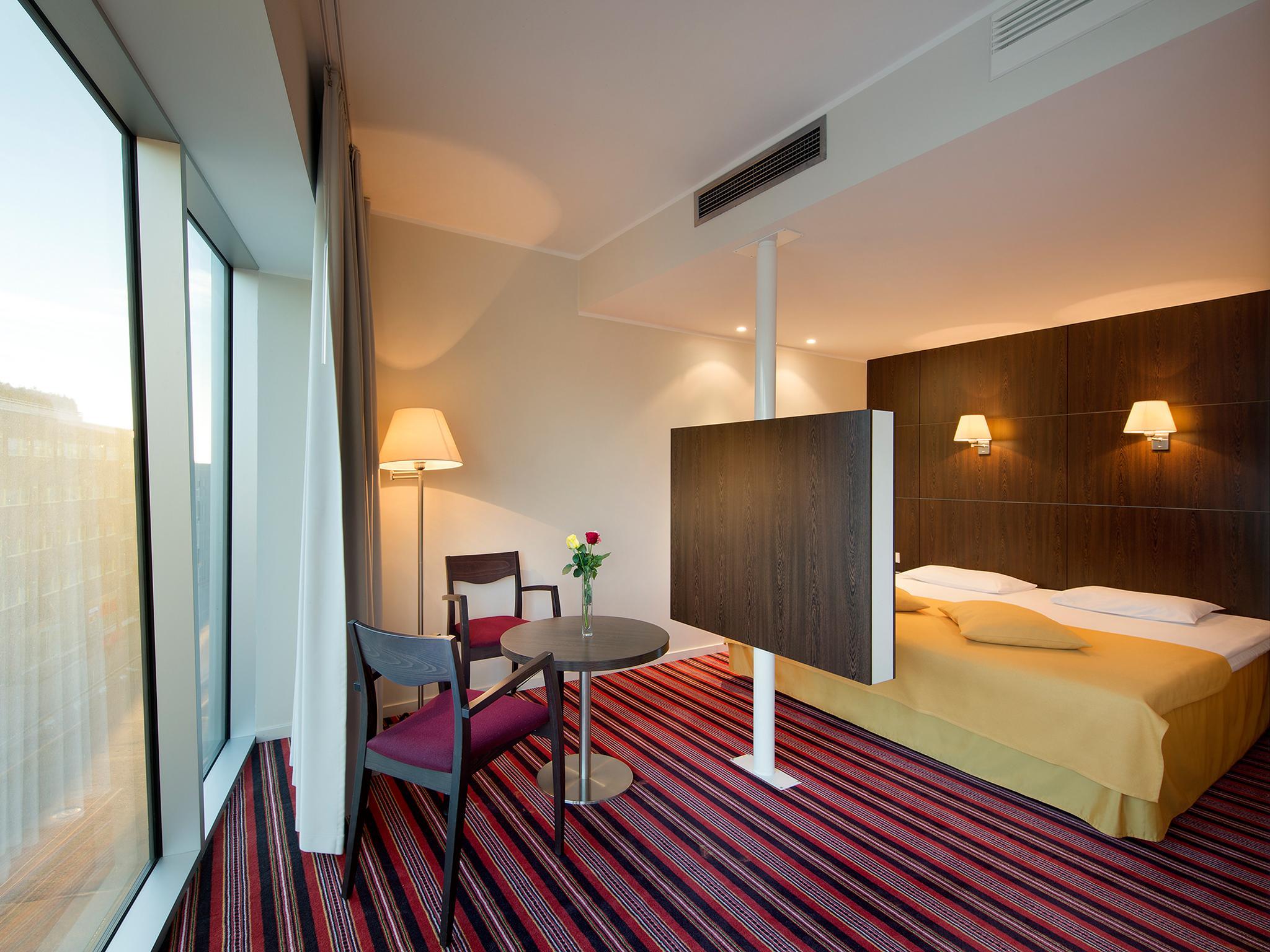 Park By Radisson Meriton Conference & Hotel 4*